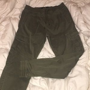 Men’s jogger pants